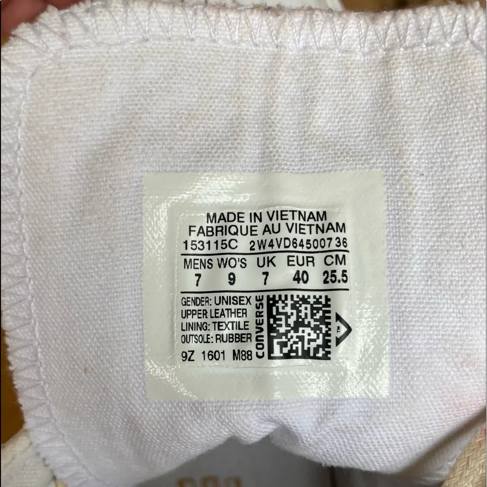 Converse Chuck Taylor All Star White Out Leather - Picture 12 of 13